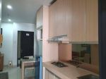 thumbnail-sewa-apartemen-cosmo-mansion-1-bedroom-lantai-tengah-furnished-3