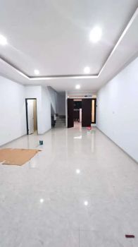 rumah 2 lantai kpr bank di, ciputat