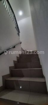 Disewakan Rumah Pik 2 Uk 6x10 Ada Ac Cluster Bagus