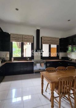 Rumah Mewah Siap Huni Strategis Area Pondok Indah Bukit Golf Jakarta Selatan