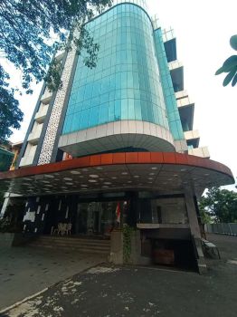 For sale gedung 10,5 lantai di Mampang Jakarta selatn