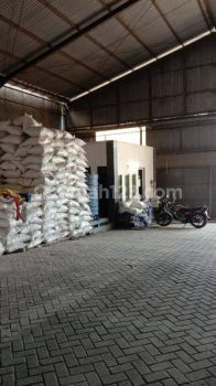 Gudang Siap Pakai di Margomulyo Indah