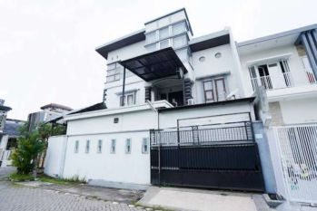 Dijual Cepat Rumah Usaha Kos-Kosan Full Penghuni Dan Furnished Wiyung