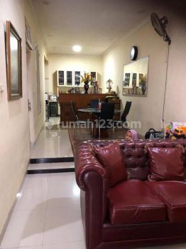 Rumah 2 Lantai - Banjar Wijaya