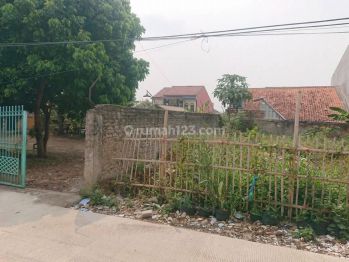 Kavlingan Kawasan Kolam Renang Kenfer