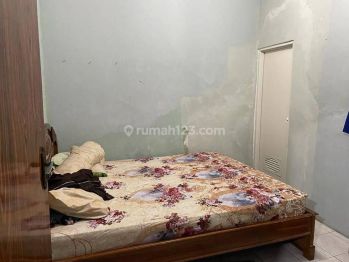 Rumah Siap huni rawa bebek dekat dengan stasiun cakung Jaktim