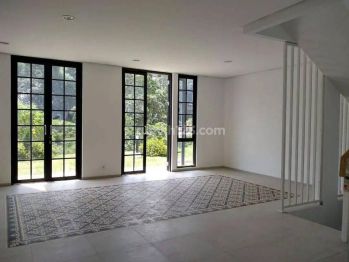 Disewakan Rumah Komplek Dago Pakar