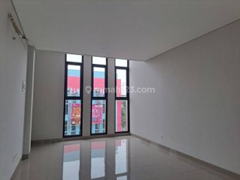 Ruko Badan 3 Lantai di Madison Down Town Kota Wisata