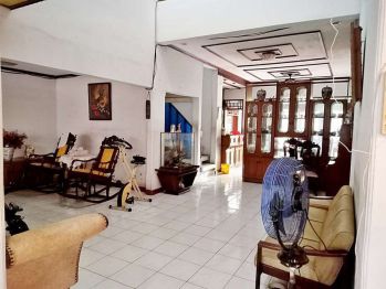 Rumah Usaha Hitung Tanah Area Komersial Dijual Di Joglo Jakarta Barat