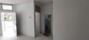 DIJUAL RUMAH SECOND SIAP HUNI