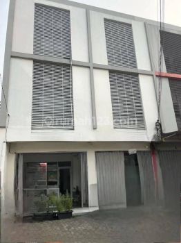 Ruko Gandeng 2 terawat lokasi Jalan Raya