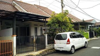 Disewakan Rumah 1.5 Lantai Siap Huni di Taman Yasmin