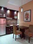 thumbnail-disewakan-apartemen-cosmo-terraces-1-bedroom-lantai-tengah-furnished-6