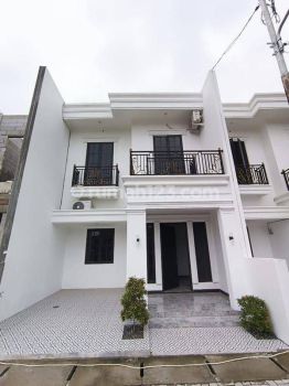 Jual rumah cluster pinggir jalan raya di Jl. HOS Cokroaminoto, Ciledug.