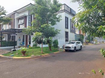 di Cluster Callysta Residence Bintaro Jaya, Graha Raya Bintaro, Tangerang Hook