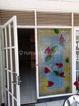 Rumah Terawat di Sayap Riau Lingkungan Nyaman