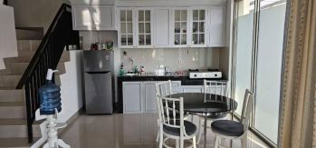Dijual Rumah Pik 2 Ukuran 8x10 Hoek Cluster Bagus 2 Lantai Full Furnish