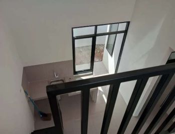 Rumah siap huni di kota Depok