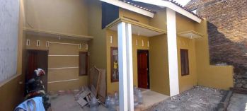 Dijual Rumah utara mojosongo L: 70m