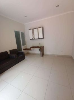 Disewakan Rumah Cluster Samara Gading Serpong