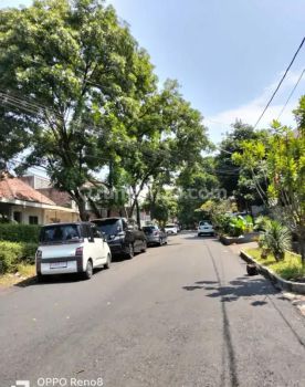 Rumah Strategis Cocok Untuk Bisnis Riau Bandung