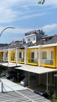 Rumah Unfurnished Bagus SHM - Sertifikat Hak Milik