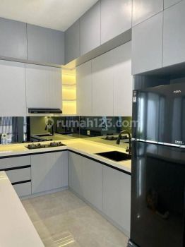 Rumah Baru Row 3 mobil di Dian Istana Graha Family Surabaya Barat