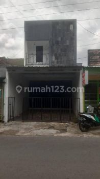 Ruko 2 Lantai Di Condong Catur Depok Belakang Kanpus Upn Jogja