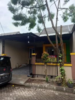 RUMAH TINGGAL DEKAT MALL METLAND TRANSYOGI HARGA 385 JT NET