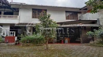 Rumah 2 Lantai Luas Dan Adem di Area Lembang