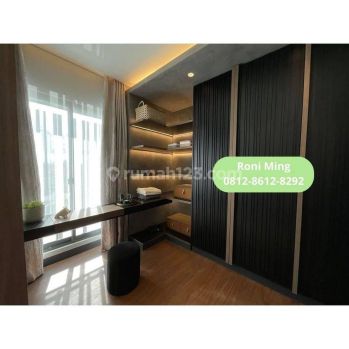 Rumah Mewah 3 Lantai, Cluster Strozzi Attic Symphonia