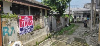 Tanah Hook Komplek Taman Pagelaran.