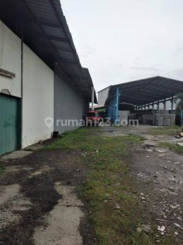 Gudang di Jl. Kosambi barat. Dadap. Tangerang Sudah Renovasi SHM 8355 m2