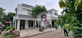 Rumah 2 Lantai Bagus Didiscovery Residence Sektor 9 Bintaro Jaya