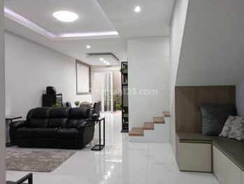 Rumah Lux Minimalis Furnished di Mekar Wangi Cluster Depan