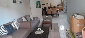 Disewakan Rumah di Komplek Cimindi Raya 2 Lantai