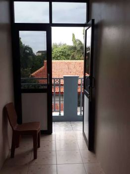 Kosan Ac, lengkap Springbed (uk 1.6x2) ,lemari, kamar mandi dalam.