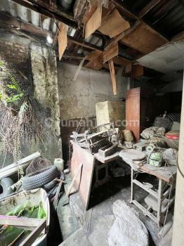 Bangunan Hitung Tanah Di Otista