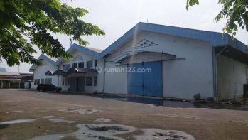 Disewakan Gudang Besar Lokasi Strategis di Karawaci Tangerang Banten Siap Huni