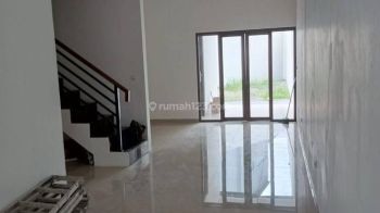 Rumah Bagus Semi Furnish Komplek Mekarwangi Bandung