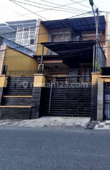 Rumah 3 Lantai Rawa Belong Kebon Jeruk Jakbar