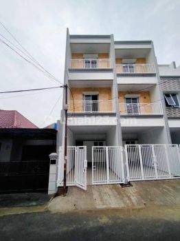 Rumah Tanjung Duren 3+1 Kamar 57 M2 3.75x15.3 Selatan