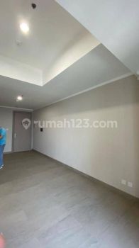 Apartemen Menara Jakarta 3 Kamar Tidur Bagus Semi Furnished