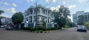 Rumah Hook Bagus 2 Lt Dijual Di Kelapa Gading
