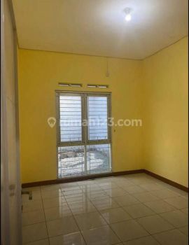 Sewa rumah bagus di kota baru parahyangan