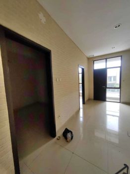 Disewakan Murah Ruko Savoy Ukuran 6x15, Jakarta Garden City 028 CO 013
