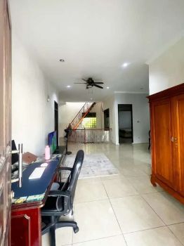 Jual rumah jalan Amaruf jeruk purut cilandak