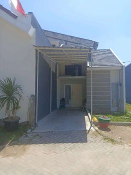 Cash/oper rumah di jual perum waru sidoarjo