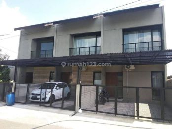 Dijual Sewa Rumah Bagus 2 Lantai Cisaranten Arcamanik