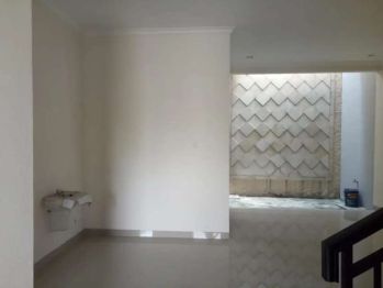 Perumahan exlusive siap huni dipinggir JL raya jatimakmur depan tiptop